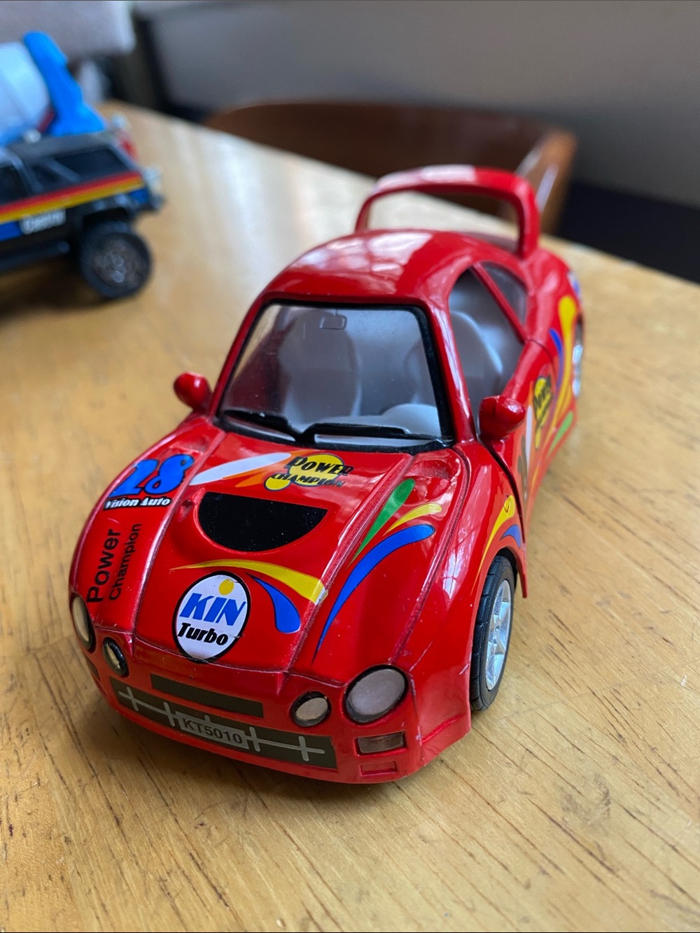 Kinsfun Racing Red Toy Car Pull Back DieCast KT5010 Openable Door